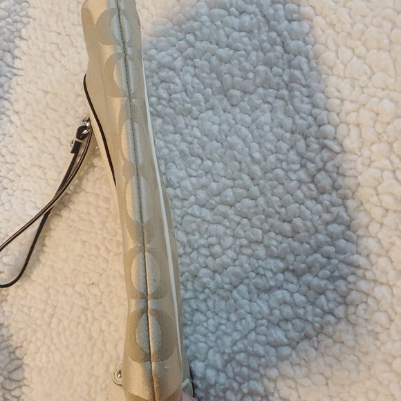 Coach Wristlet - Picture 8 of 10